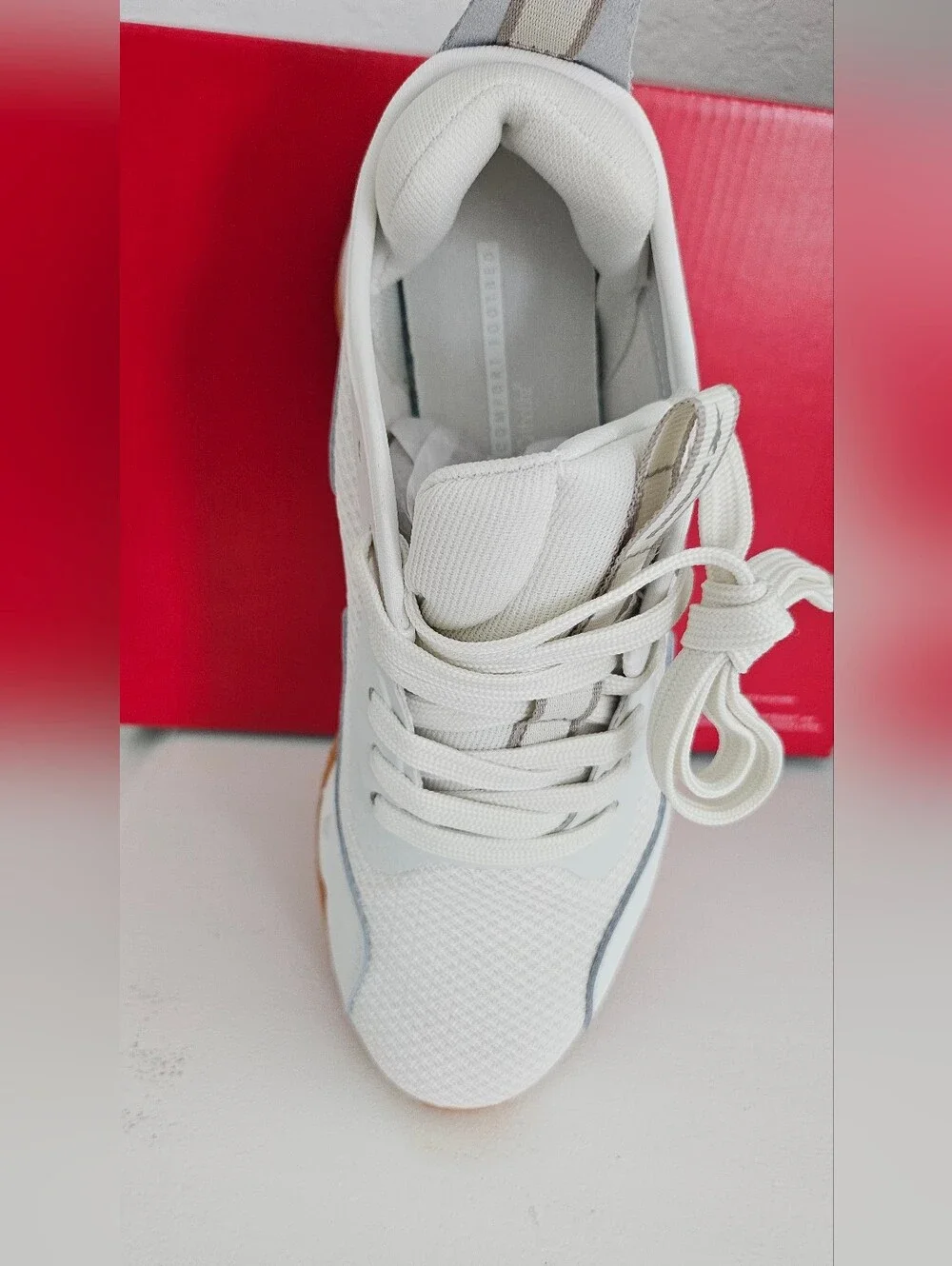 Reebok lightweight sneakers